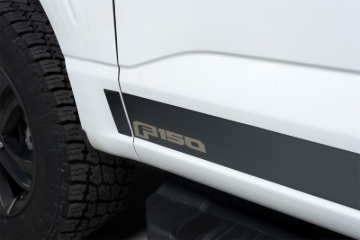 Picture of Putco 2021 Ford F-150 Reg Cab 8ft Long Box Ford Licensed Blk Platinum Rocker Panels (4.25in 10pc)
