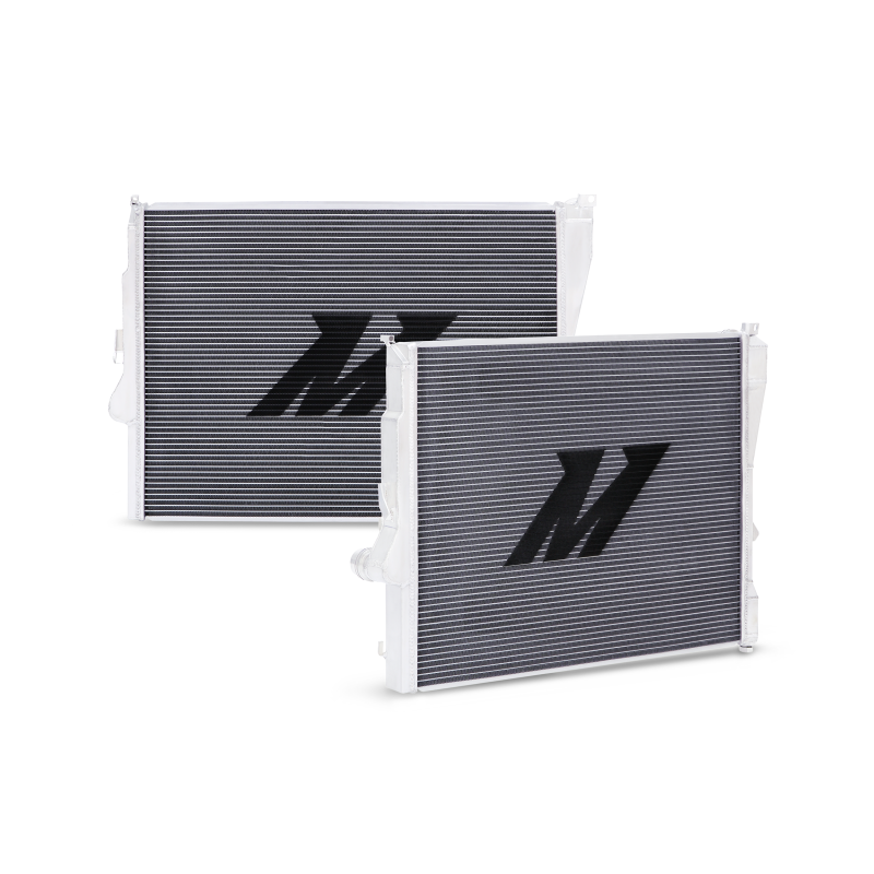 Picture of Mishimoto 99-06 BMW 323i/323i/328i/330i Performance Aluminum Radiator