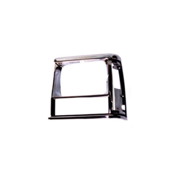 Picture of Omix LH Chrome Blk Headlight Bezel 84-01 Cherokee (XJ)