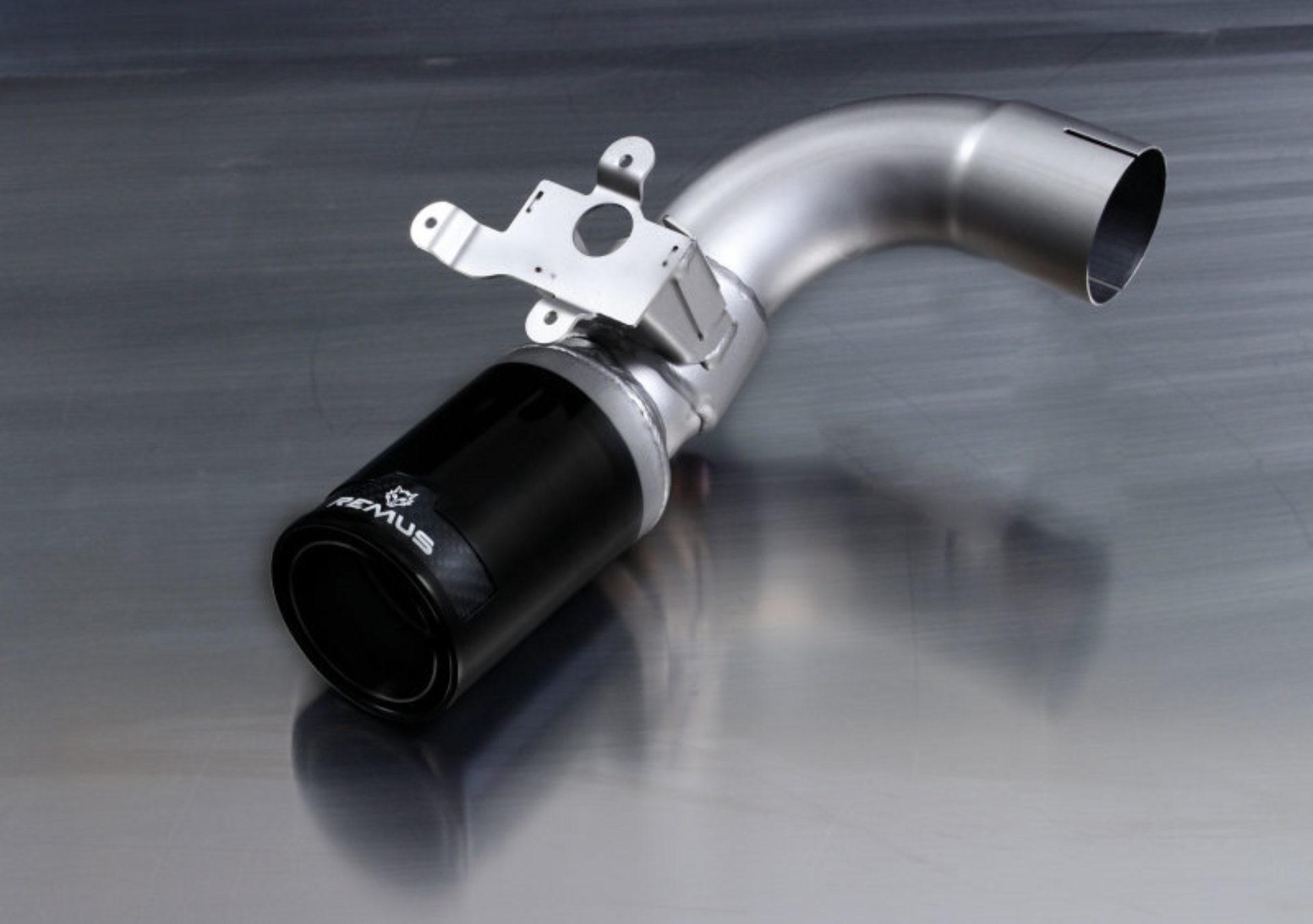 Picture of Remus 2014 BMW M235I F22 Coupe 84mm Black Chrome Straight w/Carbon Insert Tail Pipe Set