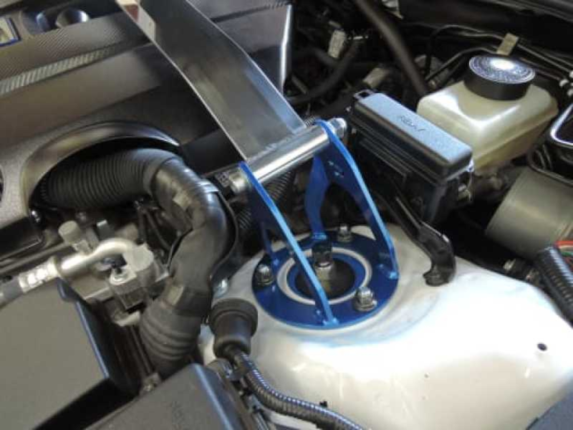 Picture of Cusco OS Front Strut Bar 15-20 RC350 / 16-20 GS-F / 15-20 RC-F - Does not Fit IS350