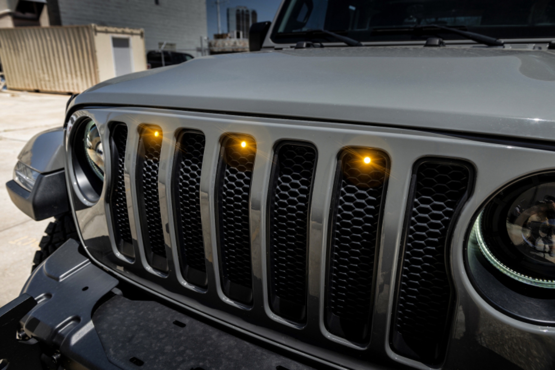 Picture of Oracle Pre-Runner Style LED Grille Kit for Jeep Wrangler JL - Green