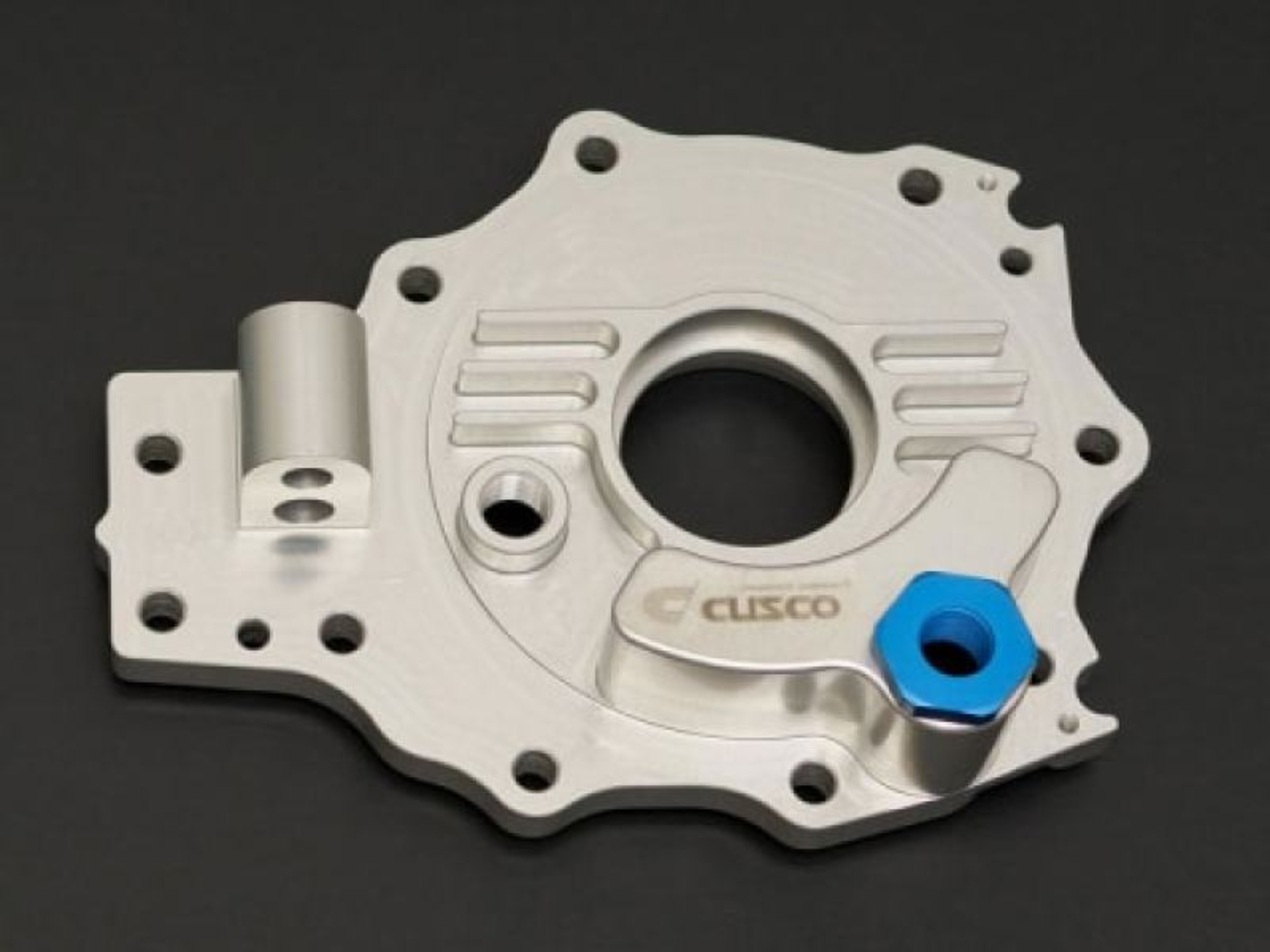 Picture of Cusco Billet Differential Cover Silver Ano High Capacity 20+ Toyota GR Yaris AWD (Not For USA Model)