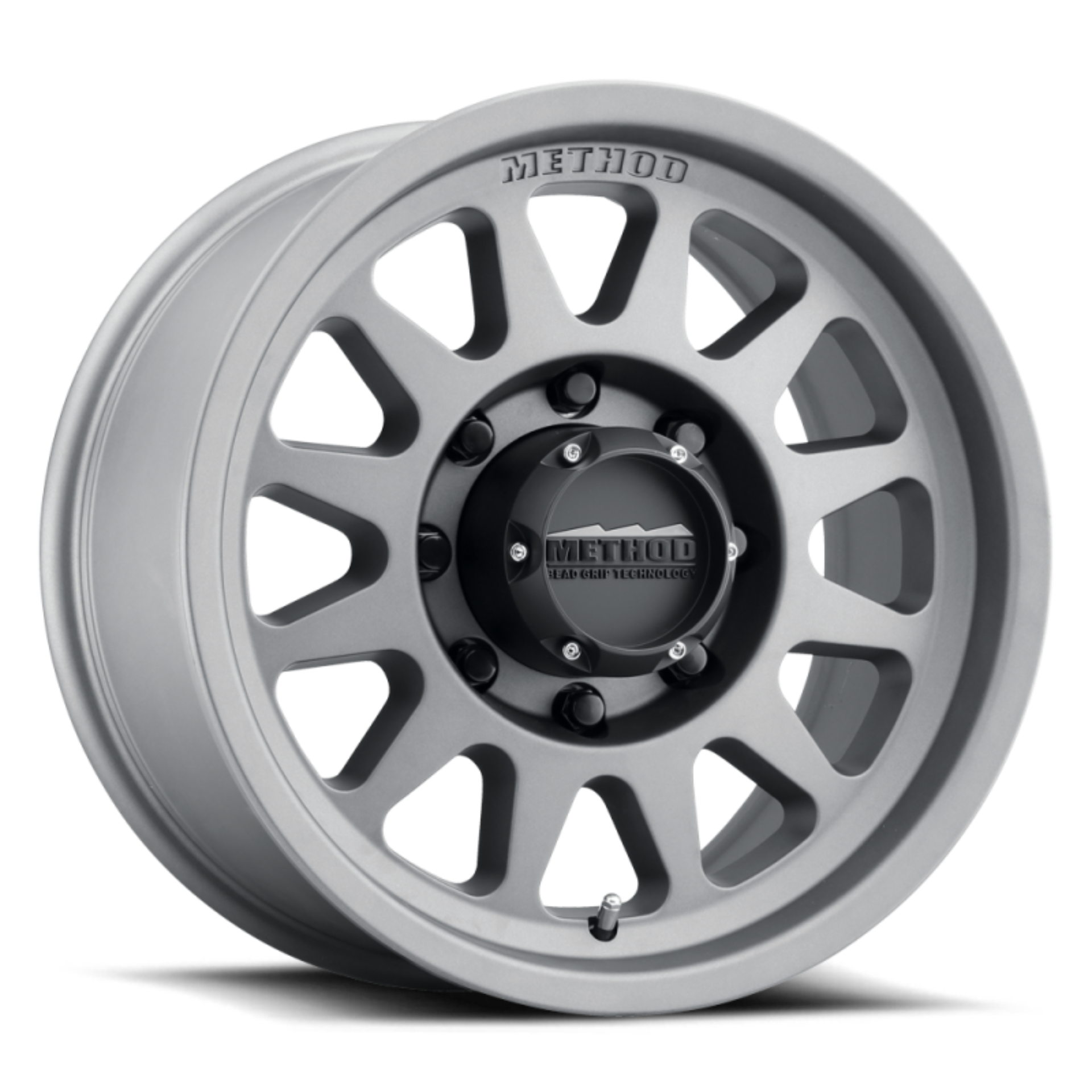 Picture of Method MR704 HD 17x9 18mm Offset 8x6.5 130.81mm CB Titanium Wheel
