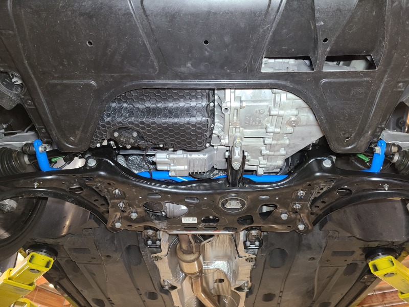 Picture of aFe 15-19 Volkswagen Golf R (MK7) L4-2.0L (t) CONTROL Series Front Sway Bar - Blue