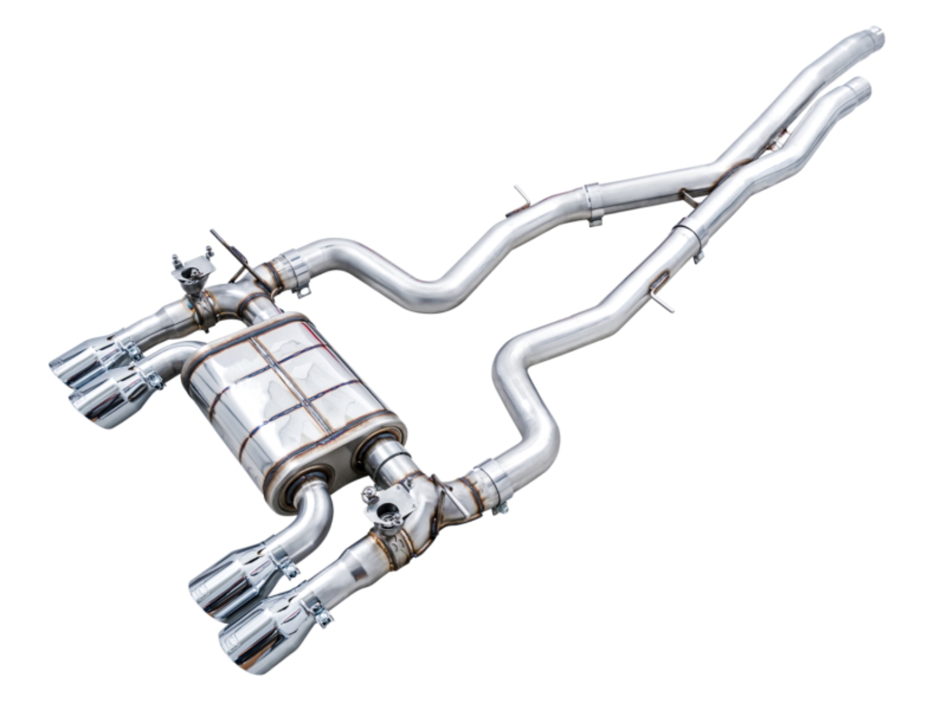 Picture of AWE Tuning BMW F8X M3/M4 SwitchPath Cat-Back Exhaust - Chrome Silver Tips