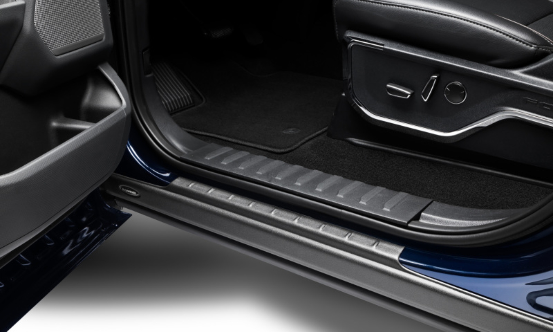Picture of Bushwacker 2021 Ford F-150 SuperCrew / 2022 F-150 Lightning Cab Trail Armor Rocker Panel