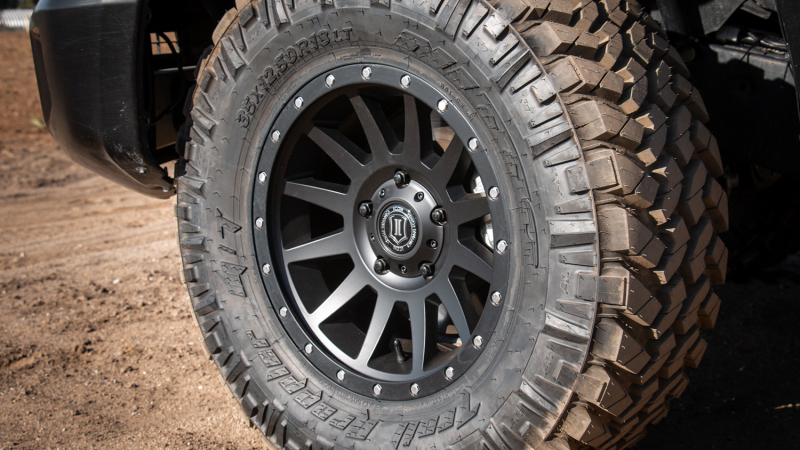 Picture of ICON Compression 18x9 6x5.5 25mm Offset 6in BS 95.1mm Bore Satin Black Wheel