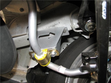 Picture of Whiteline 98-02 Subaru Forester Rear Swaybar mount-h/duty kit