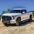 Picture of Westin 2022 Toyota Tundra Dbl Cab & Crew Max R5 Nerf Step Bars - Textured Black