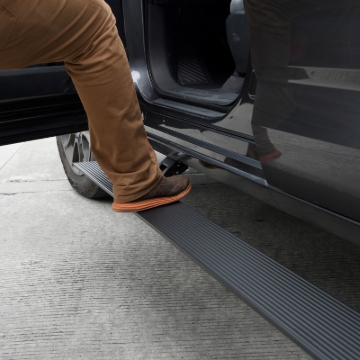 Picture of RealTruck 19-25 Chevy Silverado 1500 DC 4dr VoltStep Electric Running Board Kit - Tex. Blk