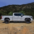 Picture of Westin/HDX 2022 Toyota Tundra Double Cab Drop Nerf Step Bars - Textured Black