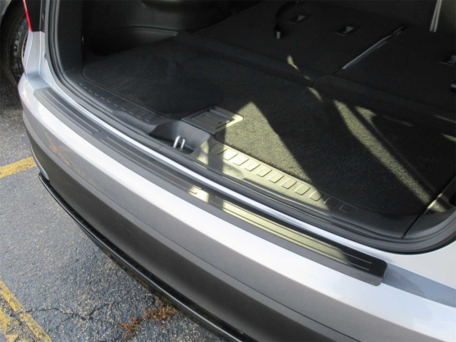 Picture of WeatherTech 16-22 Honda Pilot BumperTopper - Black