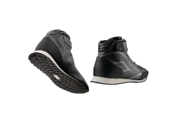 Picture of OMP One TT Shoes Black - Size 40