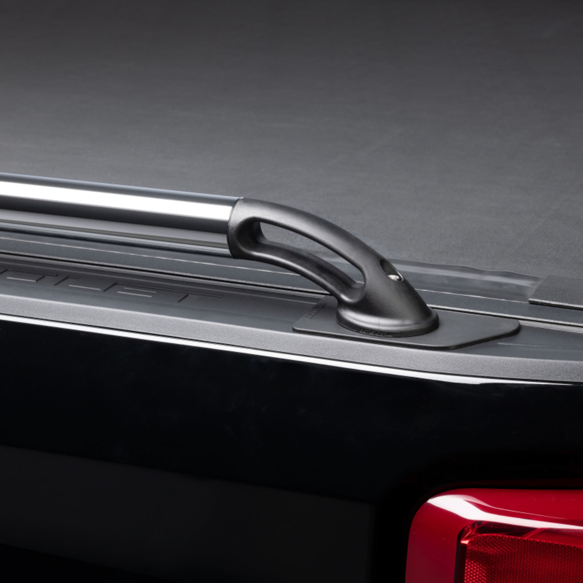 Picture of Putco 22-23 Hyundai Santa Cruz 4Ft 3In Nylon Traditional Locker Rails