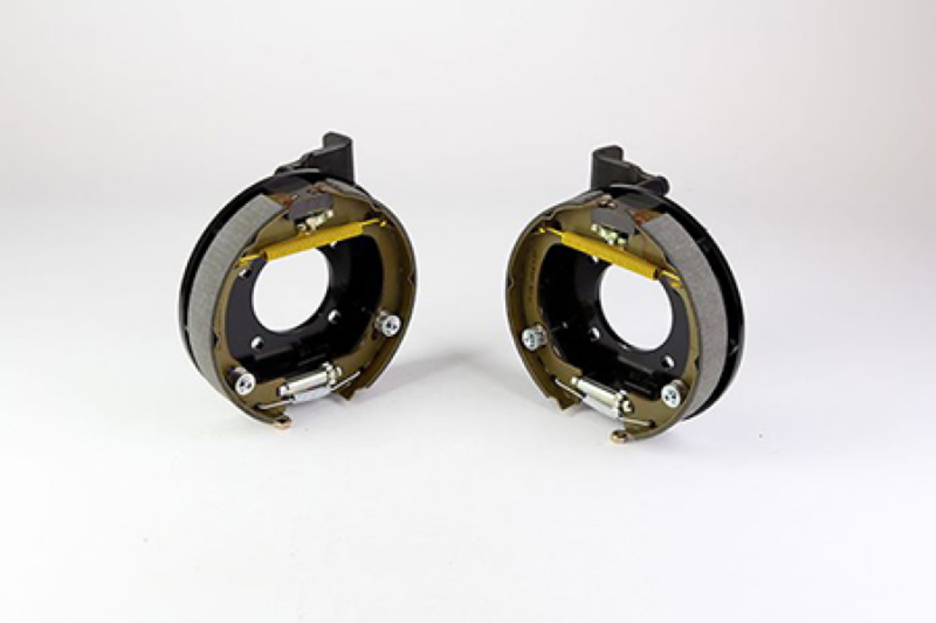 Picture of Wilwood Brackets (2) - Disc/Drum 12 Bolt Chevy Spcl 2.81in Offset (Less Caliper Brackets)