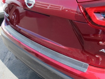 Picture of WeatherTech 17-22 Nissan Rogue Sport BumperTopper - Black