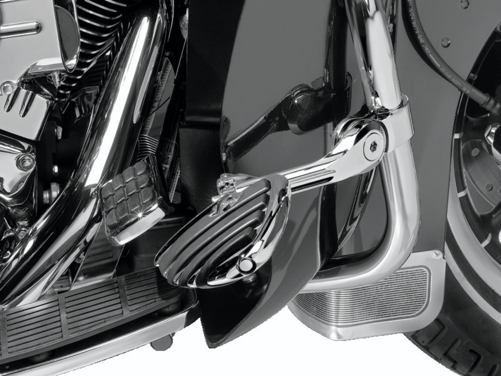 Picture of Kuryakyn Tour-Tech Cruise 6in Mount Arm  With ISO Wing Pegs 1-1/4in Clamp Chrome