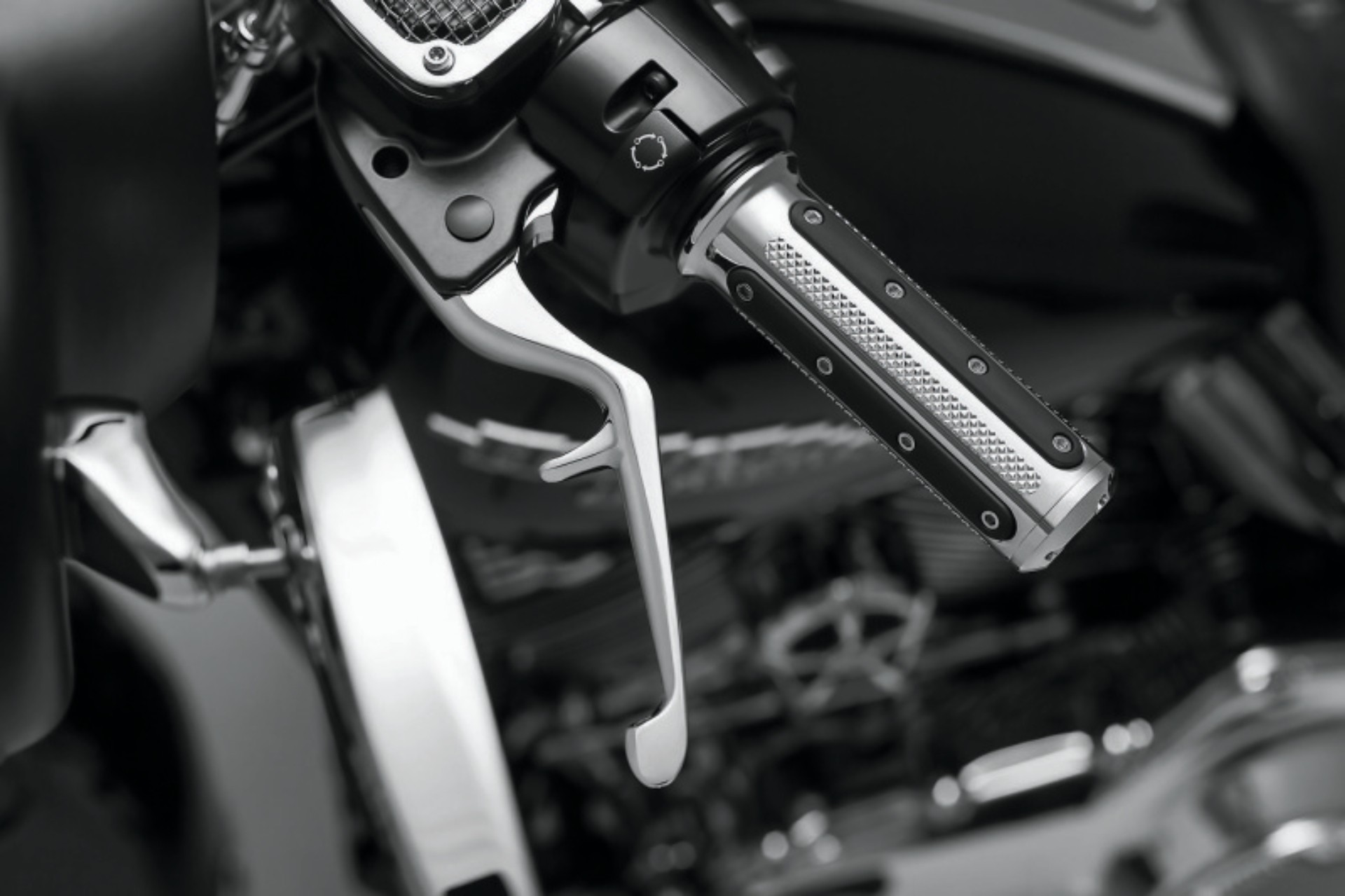 Picture of Kuryakyn Trigger Lever Set 17-20 Touring Chrome
