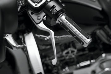 Picture of Kuryakyn Trigger Lever Set 17-20 Touring Chrome