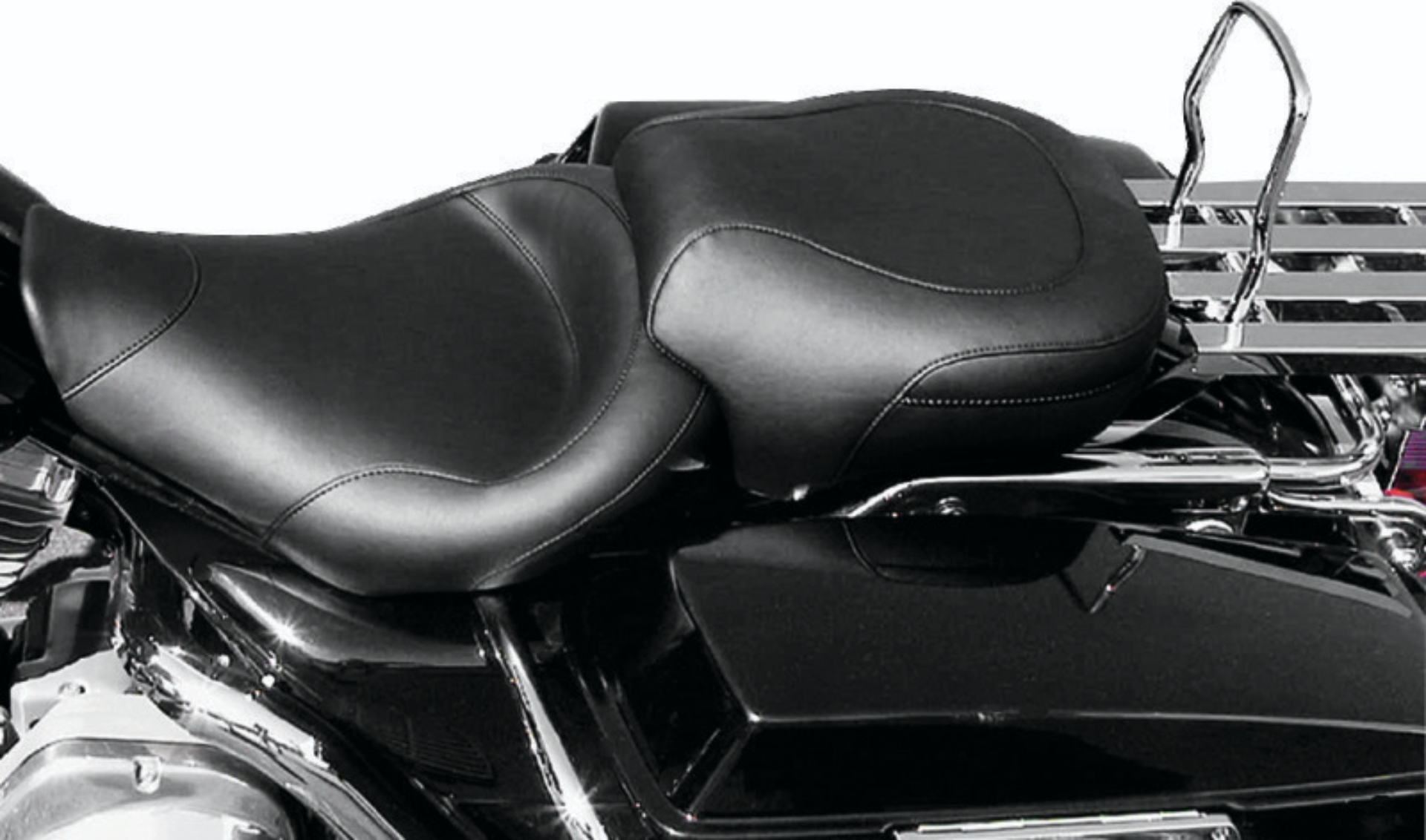 Picture of Mustang 97-07 Harley Road King, 06-07 Street Glide, 00-05 Eagle Std Touring Solo Seat - Black