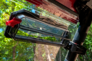 Picture of Seizmik 20-23 Polaris RZR PRO XP/4/S/ RZR Turbo R/4/S Tool-Less Windshield Vented HC
