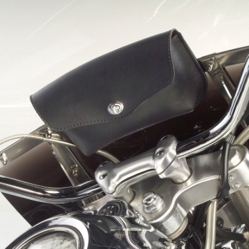 Picture of Willie & Max Universal Revolution Windshield Bag (10.5 inches L x 6 inches H x 2.5 W) - Black