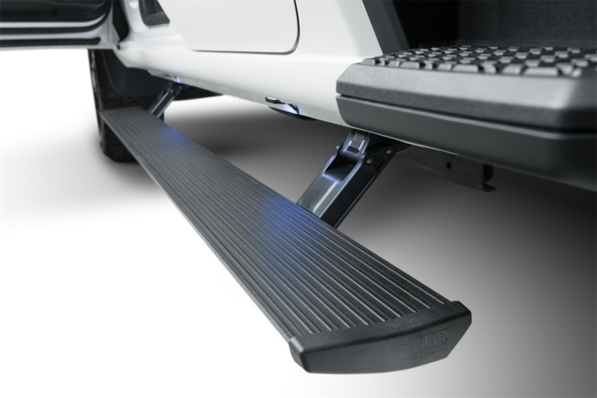 Picture of AMP Research 23-24 Chevrolet Colorado / GMC Canyon Crew Cab PowerStep Plug N Play - Black
