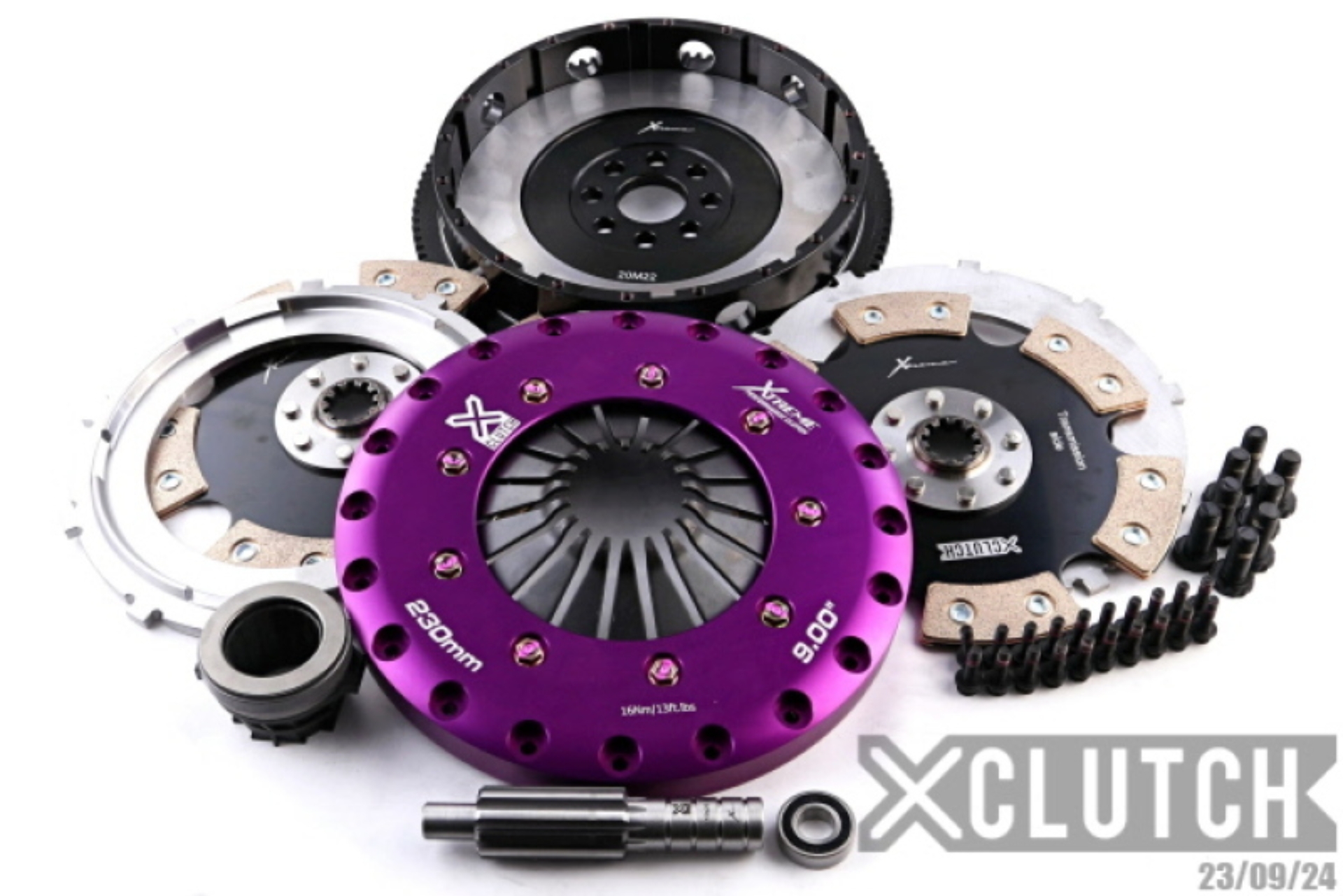 Picture of XClutch 01-03 BMW 325Ci Base 2.5L 9in Twin Solid Ceramic Clutch Kit