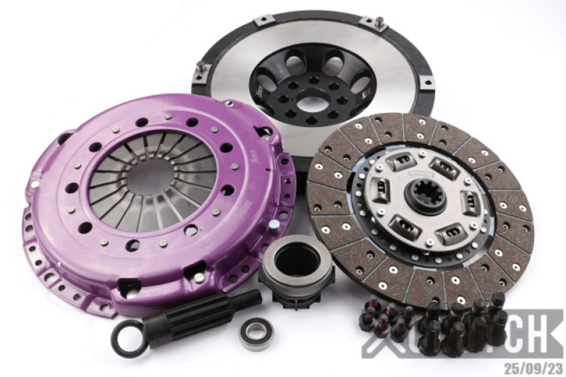 Picture of XClutch 01-03 BMW 325Ci Base 2.5L Stage 1 Sprung Organic Clutch Kit