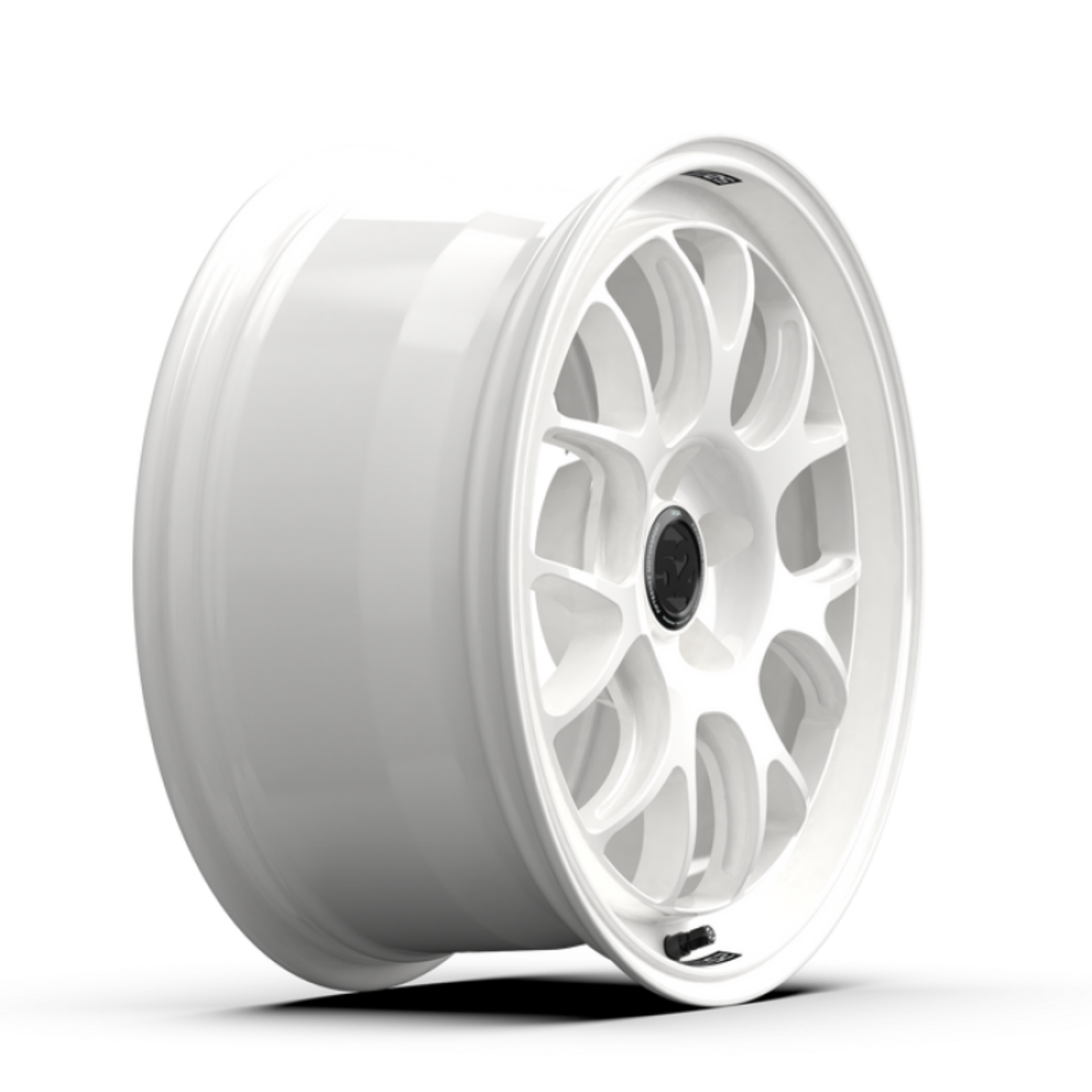 Picture of fifteen52 Apex RSR 18x9.5 5x114.3 38mm ET 73.1mm Center Bore Rally White
