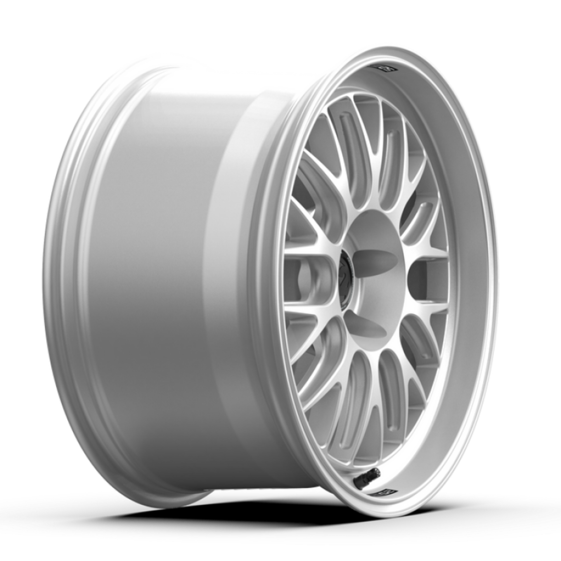 Picture of fifteen52 Holeshot RSR 19x10.5 5x120 25mm ET 72.56mm Center Bore Radiant Silver