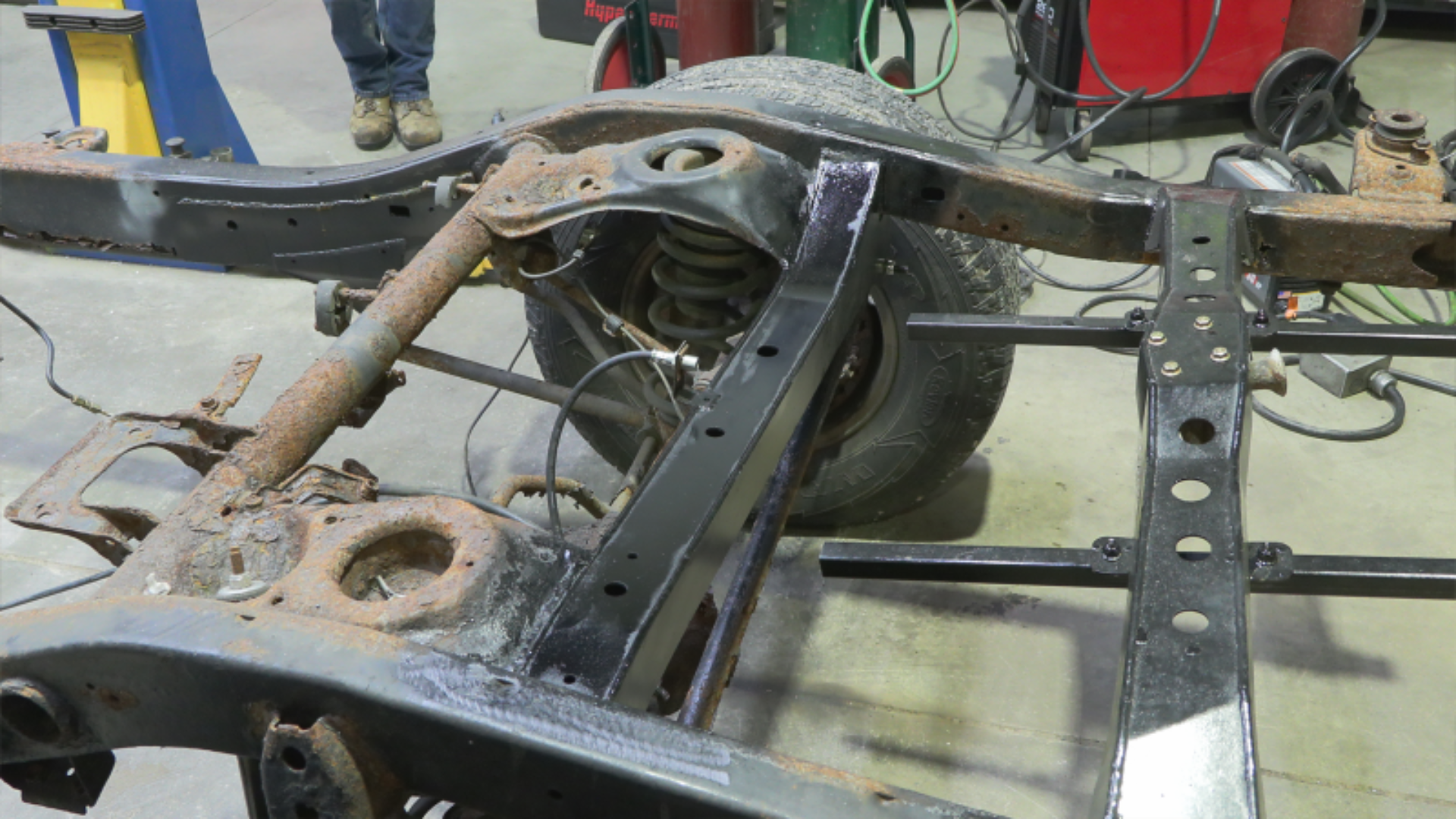 Picture of Rust Buster 1996-2002 Toyota 4Runner Track Bar Crossmember