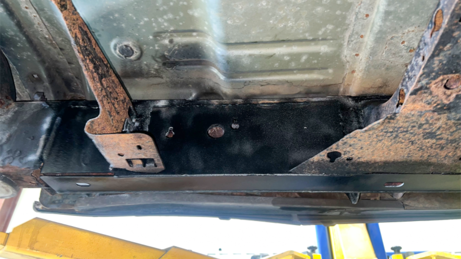 Picture of Rust Buster 2007-2013 Chevy Silverado/GMC Sierra Center Frame Repair Kit - Left