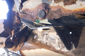 Picture of Rust Buster 1988-1998 Chevrolet & GMC C/K 1500 & 2500 Bed and Cab Mount Brackets - Left
