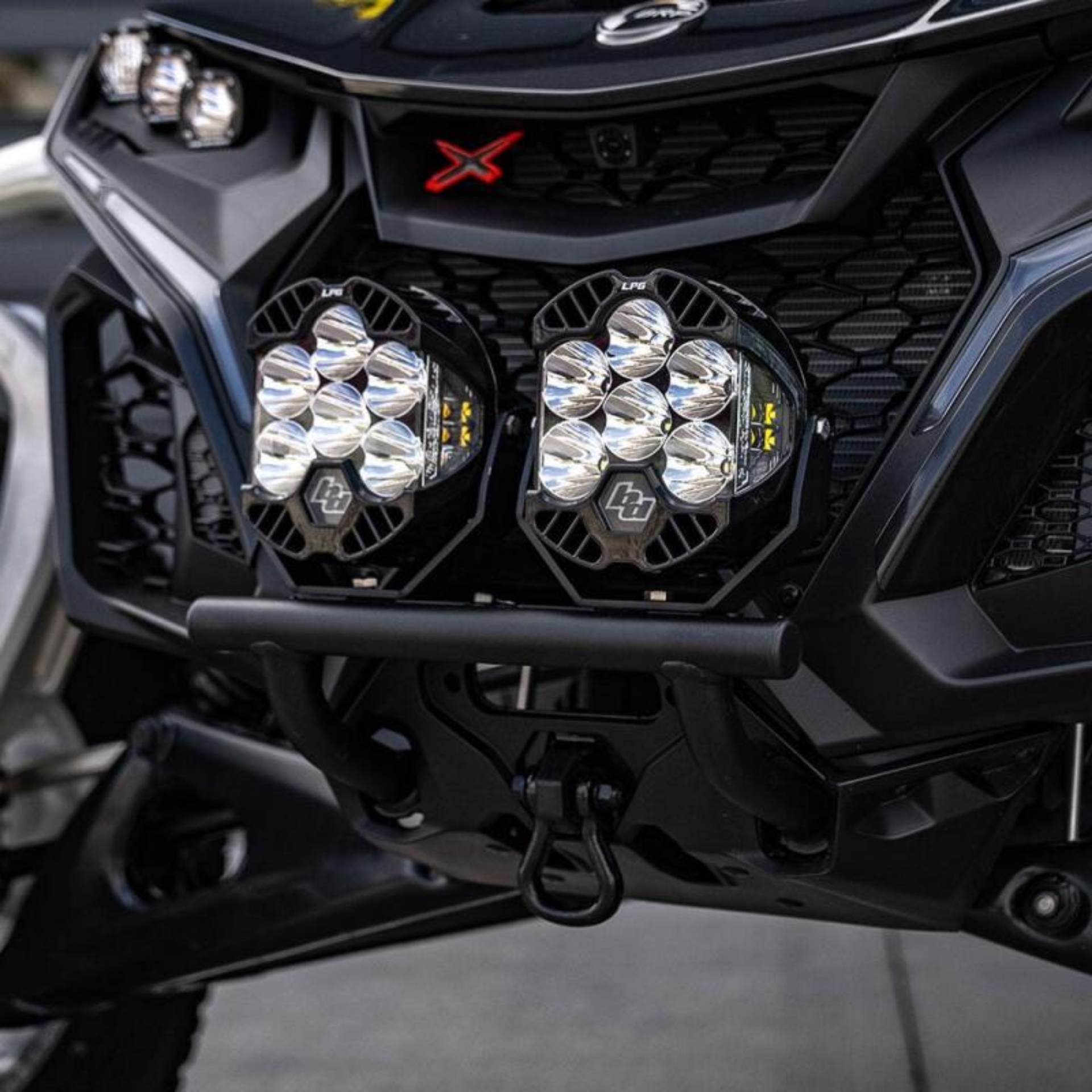 Picture of Baja Designs 2024+ Can-Am Maverick R LP6 Push Bar Bumper Kit - Clear
