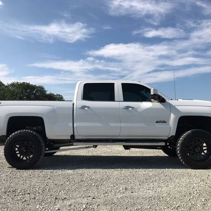 Picture of Wehrli 11-19 Chevy & GMC Duramax RCLB/CCSB/ECSB 60in. Traction Bar Kit - Candy Teal