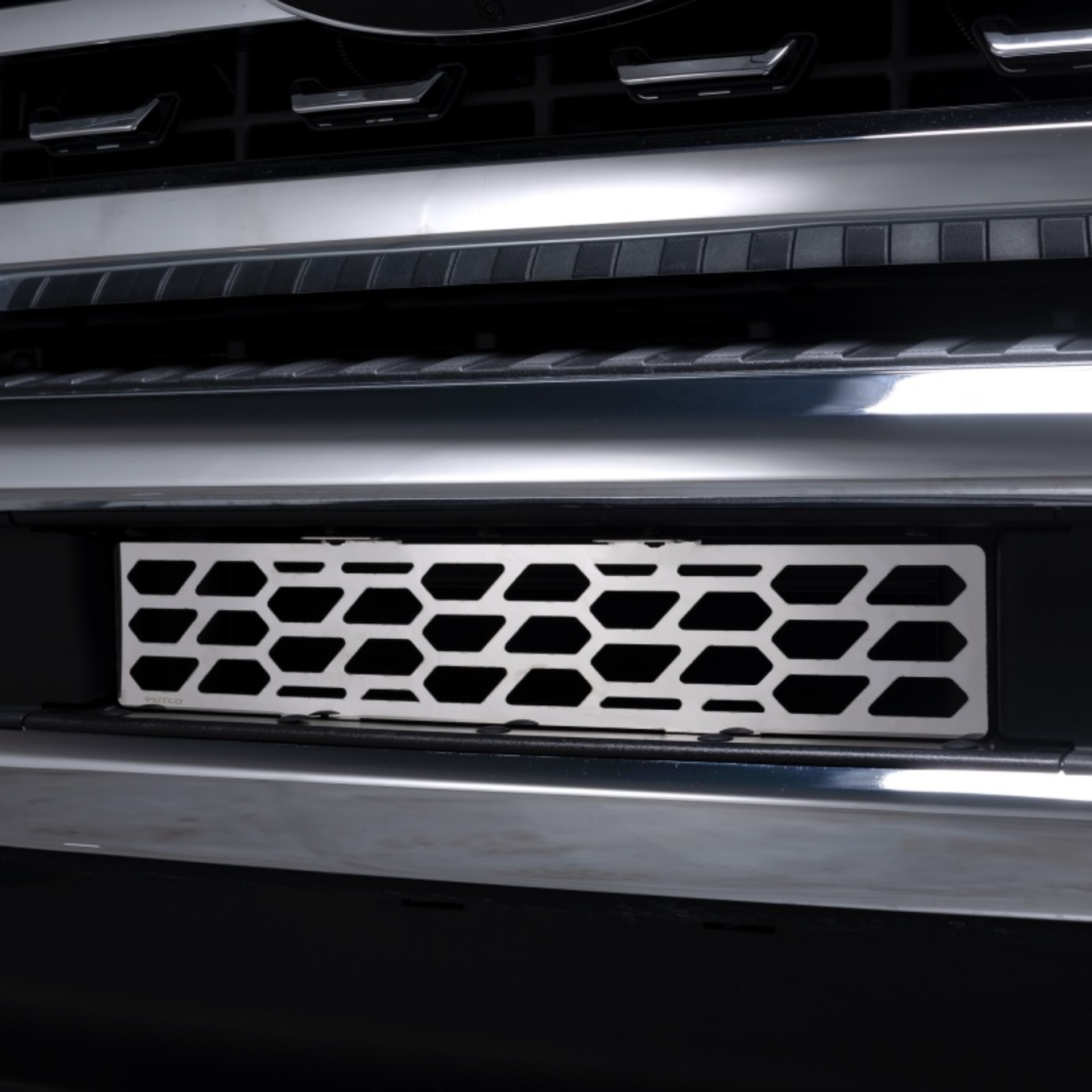 Picture of Putco 23-24 Ford F250/F350 Super Duty Hex Shield Design Bumper Grille Inserts - Polished SS