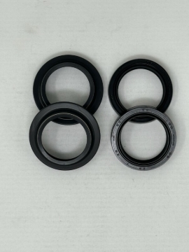 Picture of KYB 95+ Kawasaki KX85/ 2001 KX80/ 02+ Yamaha YZ65-85 Front Fork Oil and Dust Seal Set 36 mm.