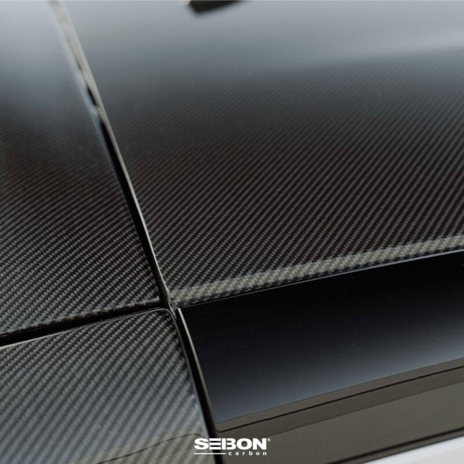 Picture of Seibon 2023 Nissan Z Dry Carbon Fiber Roof