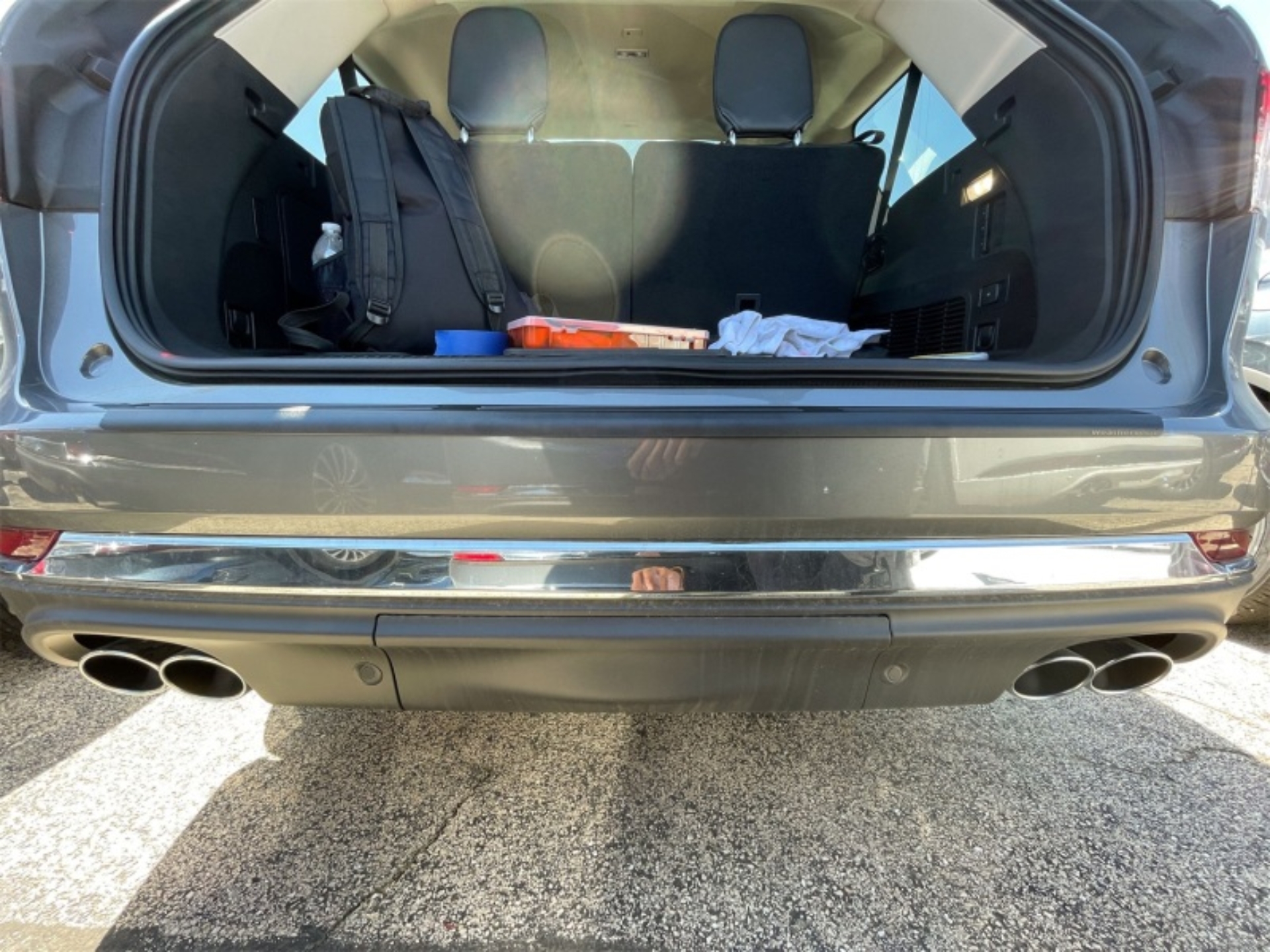 Picture of WeatherTech 20-24 Lincoln Aviator BumperTopper - Black