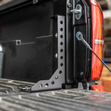 Picture of Cali Raised 2024+ Toyota Tacoma Bed Channel Supports / Stiffeners