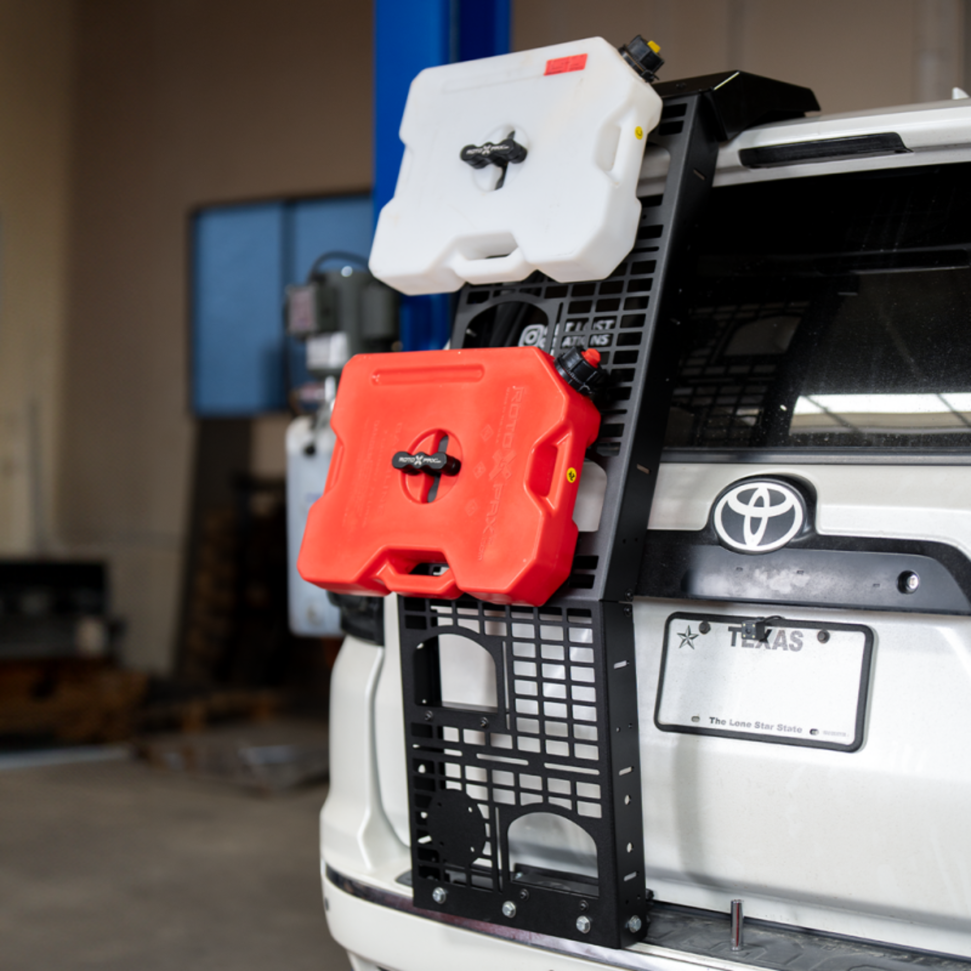 Picture of Cali Raised Molle Ladder Fits 10-24 Toyota 4Runner