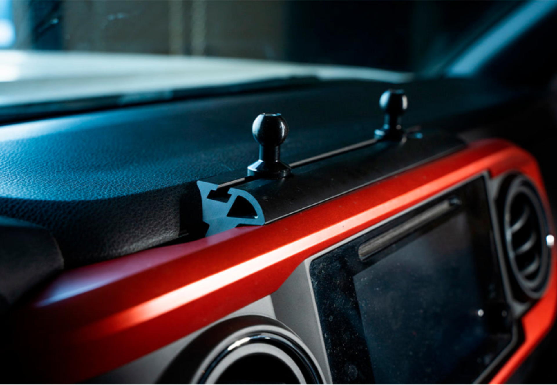 Picture of Cali Raised Toyota Tacoma Dash Accessory Mount