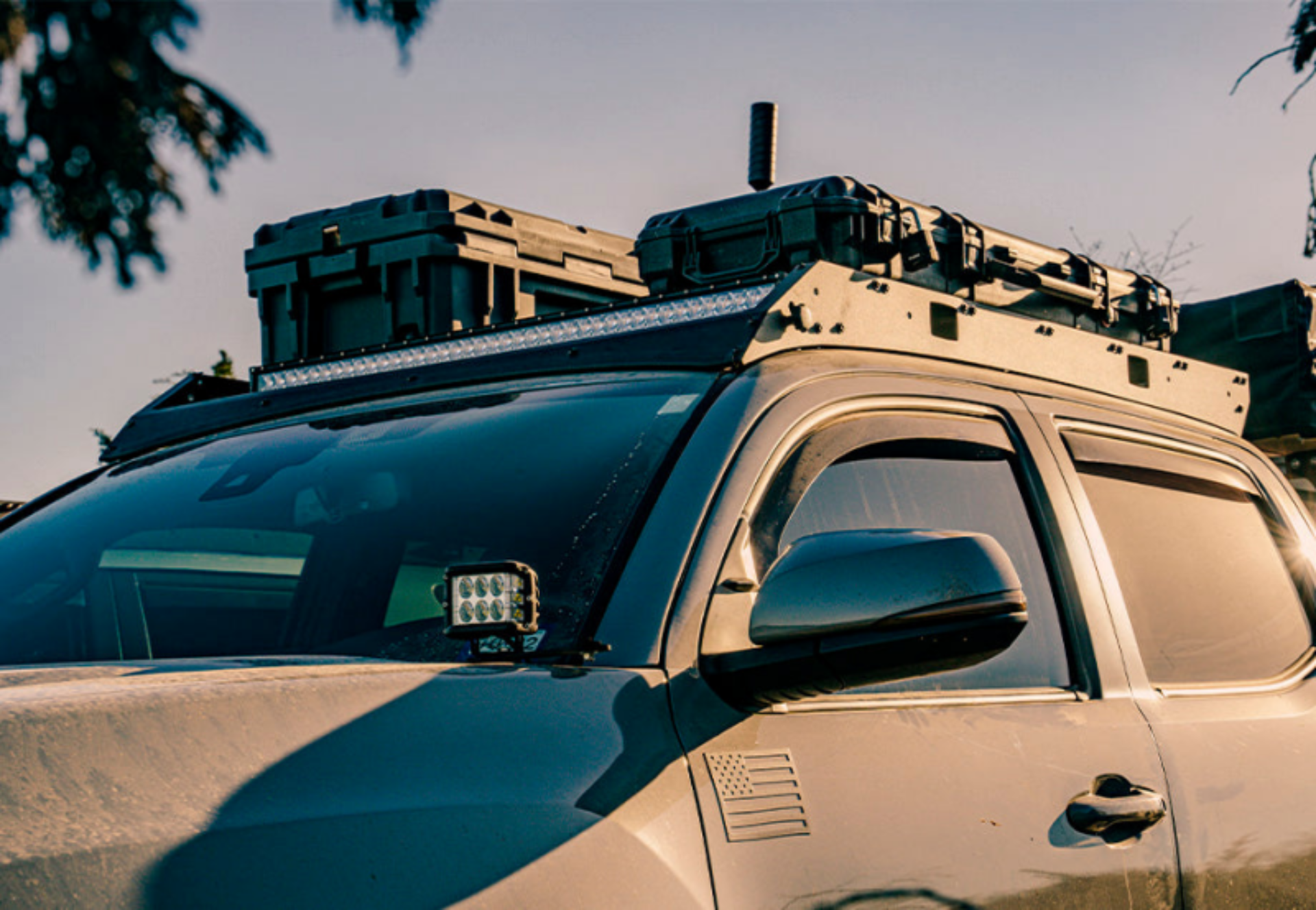 Picture of Cali Raised 05-23 Toyota Tacoma Premium Roof Rack - No Front Light Bar / No Switch / Light Kit