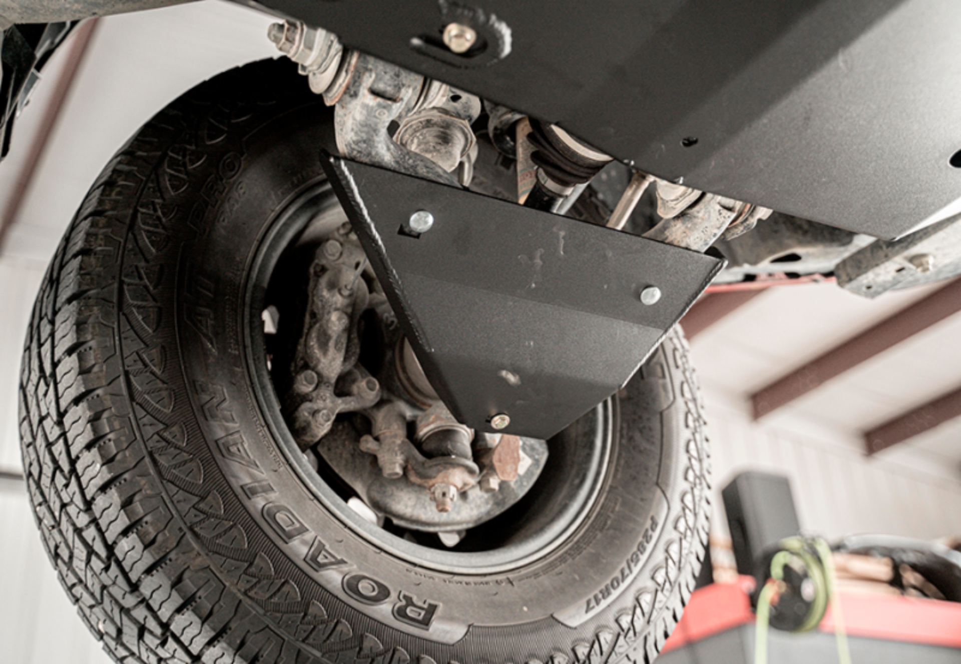 Picture of Cali Raised 14-24 4Runner Lower Control Arm Skid Plate