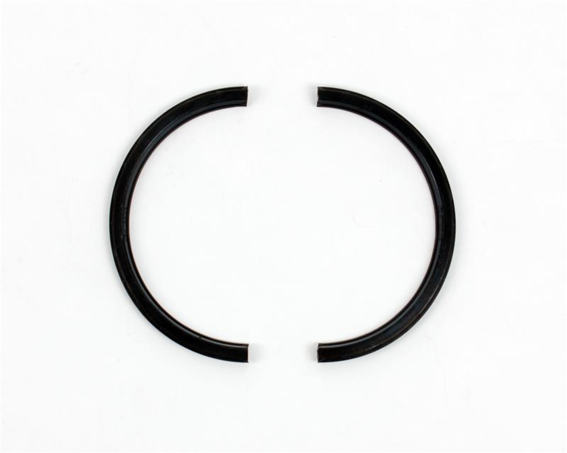 Picture of Cometic Ford 1974-1981 2.3L OHC 1962-1983 221/255/260/289/302 Windsor V8 Rear Main Seal - 2 Piece