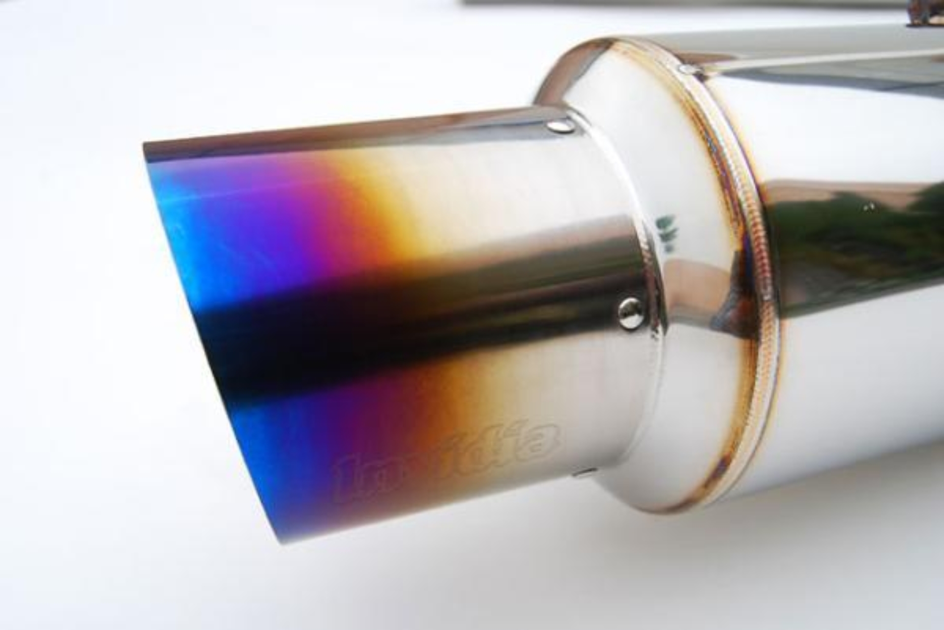 Picture of Invidia 09+ EVO 10 RACING Titanium Tip Cat-back Exhaust