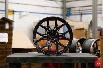 Picture of Vossen HF6-4 - 20X9.5 / 6X135 / 87.1 / ET30 / Deep - Gloss Black