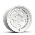 Picture of fifteen52 Turbomac HD Classic 17x8.5 / 5x150 BP / 0ET / 110.3mm CB / 4.75in BS / Classic White Wheel